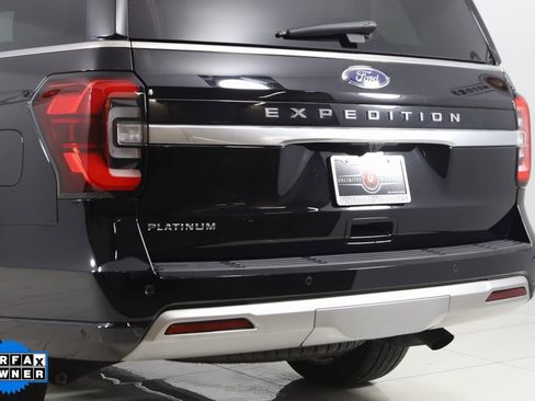 Used 2022 Ford Expedition Platinum image 25