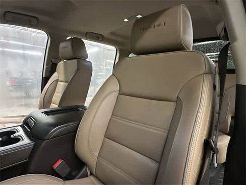 Used 2019 GMC Sierra 3500 Denali image 15