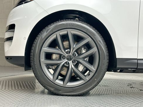 New 2027 Land Rover Range Rover Sport SE AWD/4WD image 5