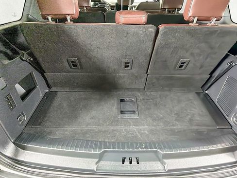 Used 2024 Ford Expedition Limited image 20