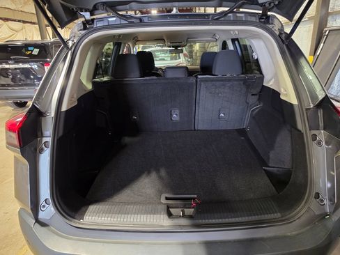 Used 2021 Nissan Rogue S AWD/4WD image 8