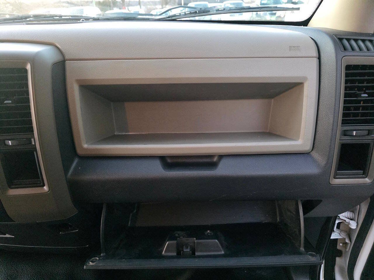 Used 2012 RAM 1500 ST w/ Trailer Brake Control Group RWD image 24