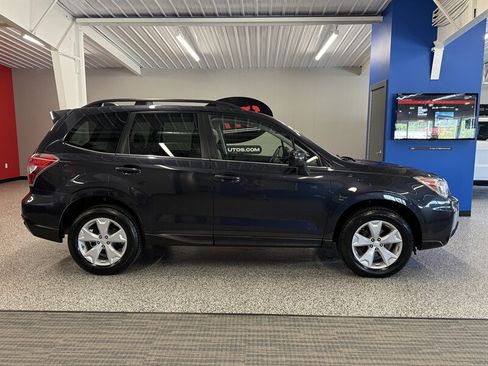 Used 2016 Subaru Forester 2.5i Limited w/ Popular Package #2 AWD/4WD image 8