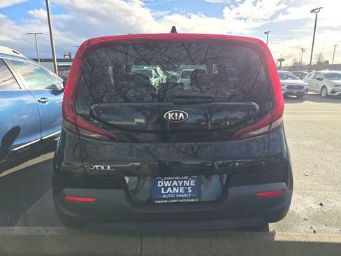 Used 2021 Kia Soul LX image 6