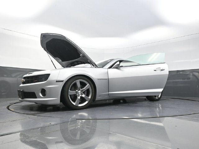 Used 2010 Chevrolet Camaro SS w/ RS Package RWD image 38