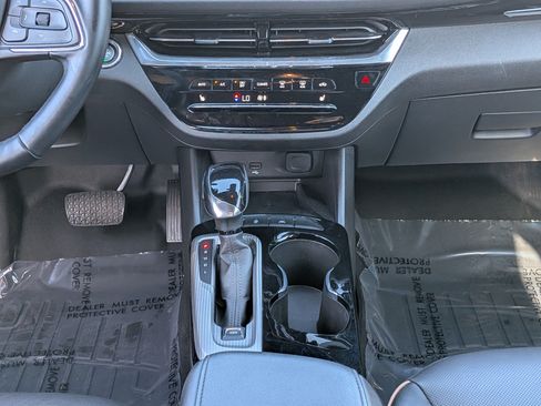 Used 2025 Buick Envista Avenir FWD image 21