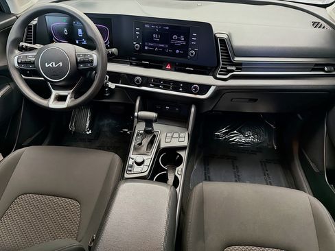 Used 2023 Kia Sportage LX AWD/4WD image 12