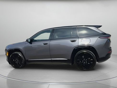 Used 2025 Jeep Wagoneer S Launch Edition image 18