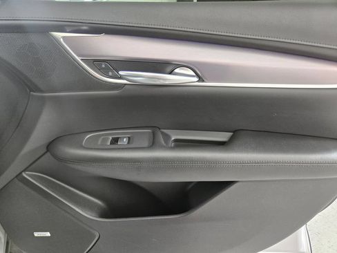 Used 2019 Cadillac XT5 Premium Luxury AWD/4WD image 21
