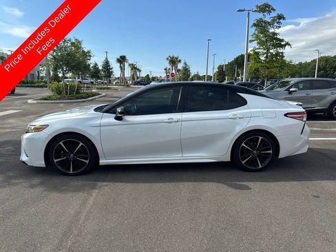 Used 2019 Toyota Camry XSE FWD image 2