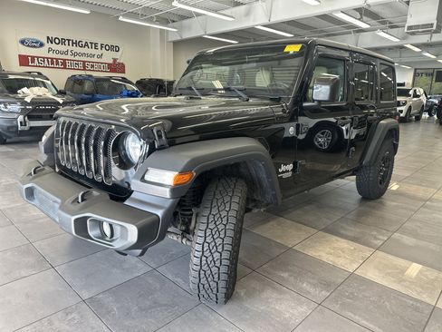 Used 2018 Jeep Wrangler Unlimited Sport image 13