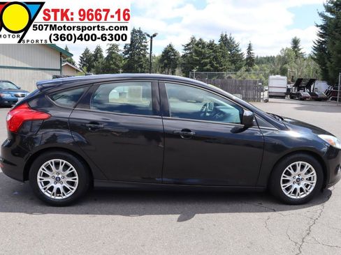 Used 2012 Ford Focus SE FWD image 10