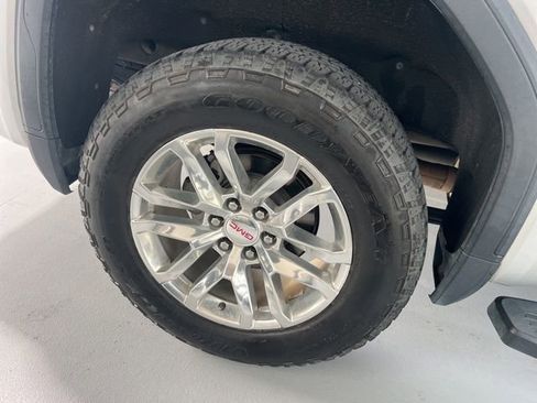 Used 2021 GMC Sierra 1500 SLT w/ SLT Premium Plus Package image 3