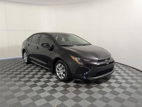 Certified 2026 Toyota Corolla LE image 3