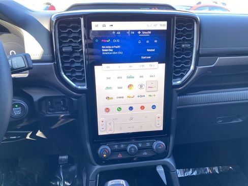 New 2025 Ford Ranger Lariat w/ Advanced Towing Package image 8