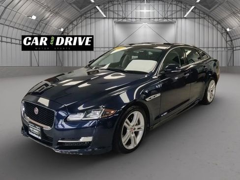Used 2016 Jaguar XJ image 1