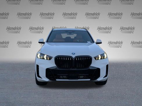 Used 2026 BMW X5 xDrive40i w/ M Sport Package AWD/4WD image 8