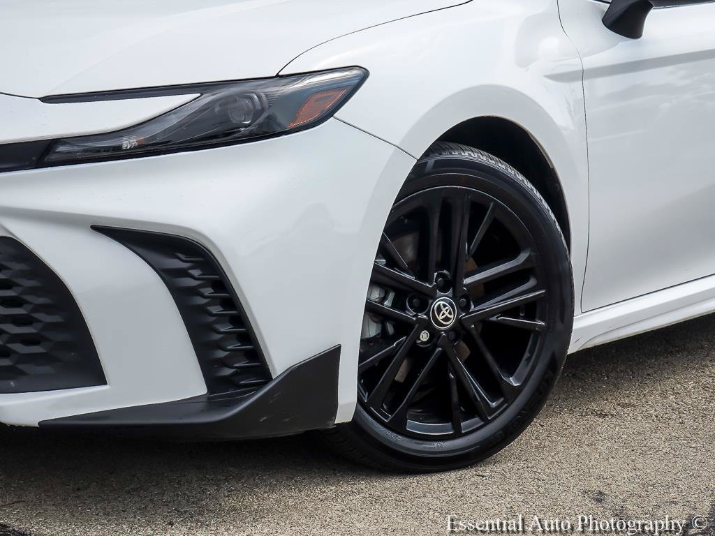 Used 2025 Toyota Camry SE FWD image 5