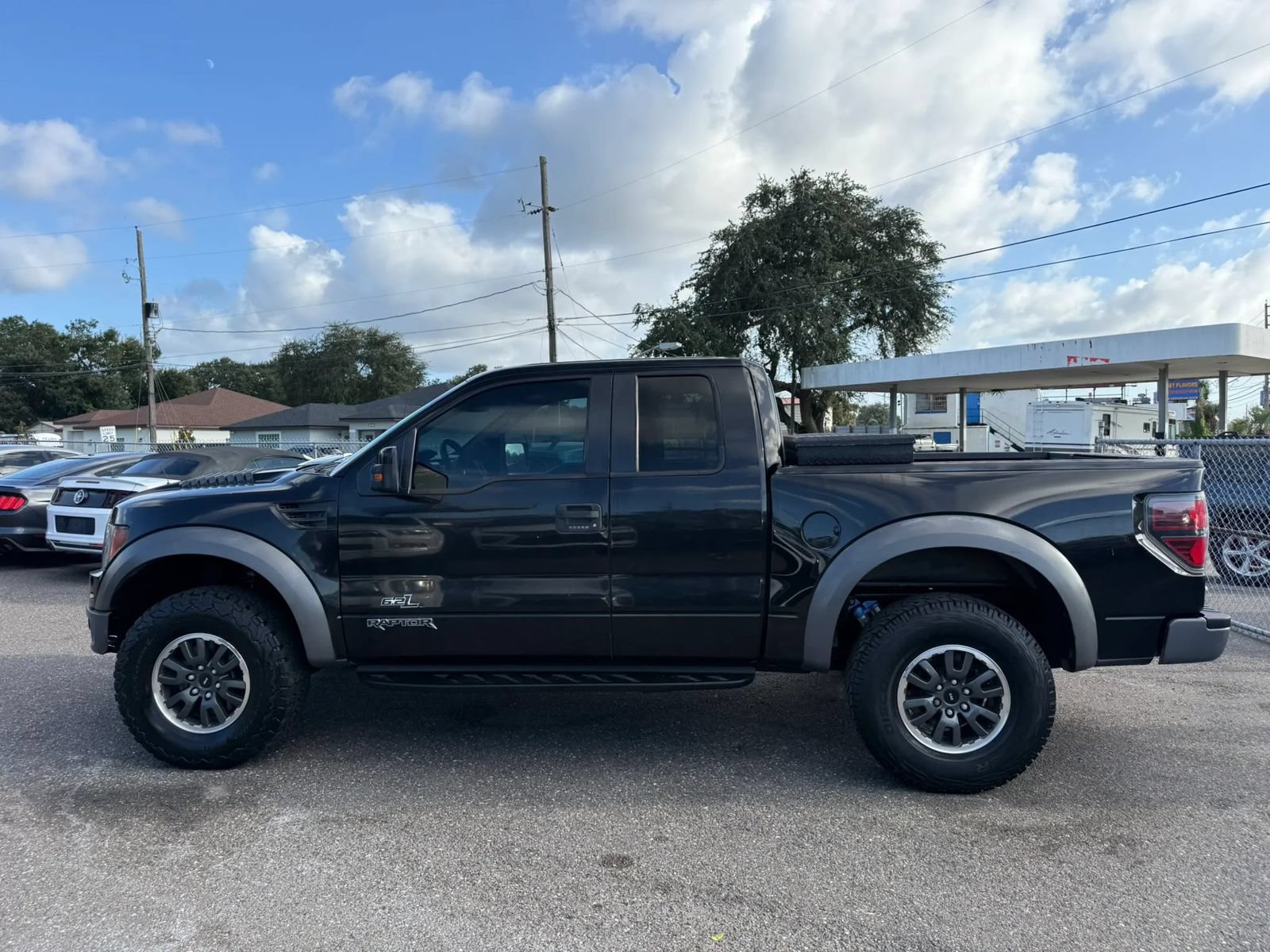 Used 2010 Ford F150 Raptor AWD/4WD image 8