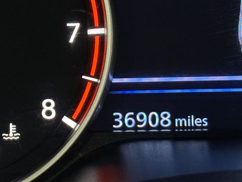 Used 2025 Nissan Altima 2.5 SV image 41