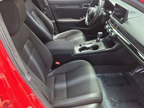 Certified 2025 Honda Civic Sport image 17