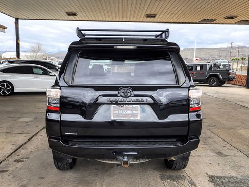 Used 2020 Toyota 4Runner Venture image 4