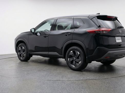 Used 2025 Nissan Rogue SV FWD image 6