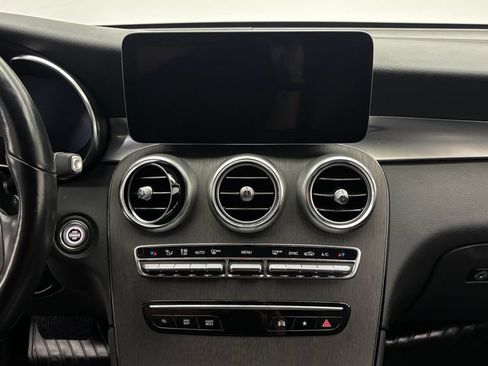 Used 2022 Mercedes-Benz GLC 300 4MATIC image 21