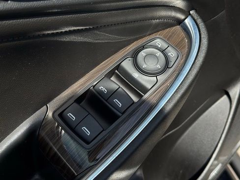 Used 2024 Chevrolet Malibu LT FWD image 11
