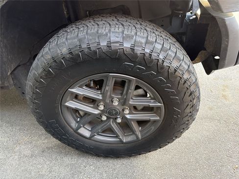 Used 2025 Jeep Wrangler Sport S image 7