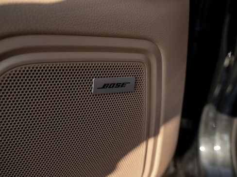 Used 2019 Porsche Macan Sport Edition image 19