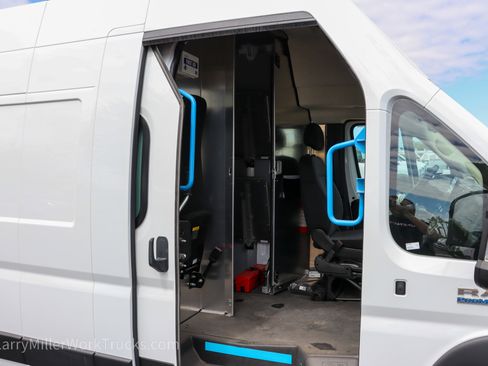 New 2024 RAM ProMaster 3500 w/ Delivery Van Package image 16
