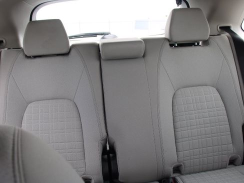 Used 2025 Honda HR-V LX image 19