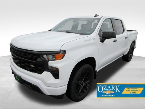 Certified 2022 Chevrolet Silverado 1500 Custom image 1