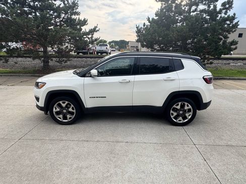 Used 2020 Jeep Compass Limited AWD/4WD image 2