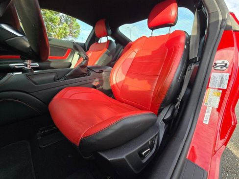 Used 2019 Ford Mustang Premium w/ Equipment Group 201A image 17