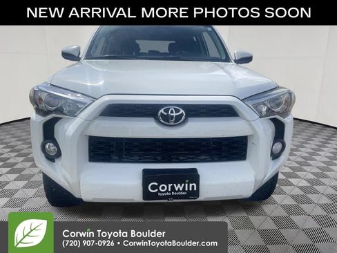 Used 2016 Toyota 4Runner SR5 AWD/4WD image 2