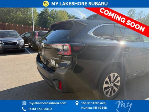 Used 2022 Subaru Outback Premium AWD/4WD image 7
