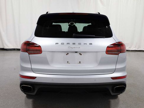 Used 2017 Porsche Cayenne image 7