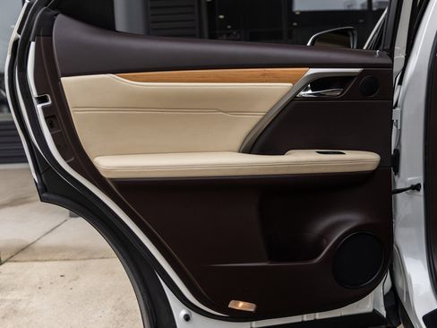 Used 2018 Lexus RX 350L FWD image 31