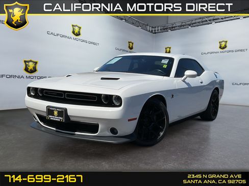 Used 2016 Dodge Challenger R/T Scat Pack w/ Leather Interior Group RWD image 1