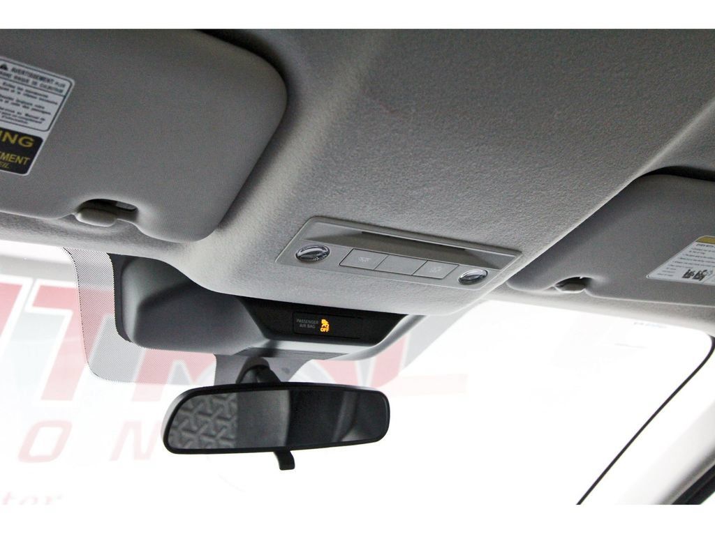 Used 2026 Nissan Kicks SV FWD image 22