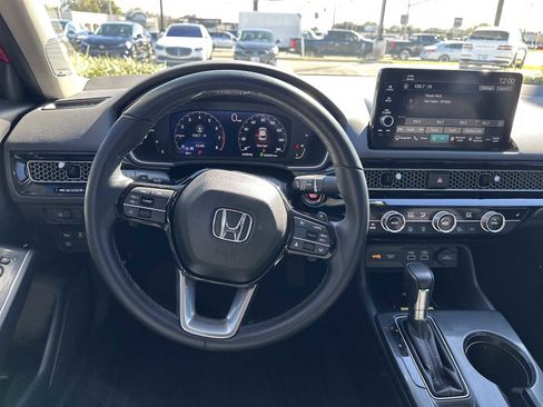 Used 2023 Honda Civic Touring image 10