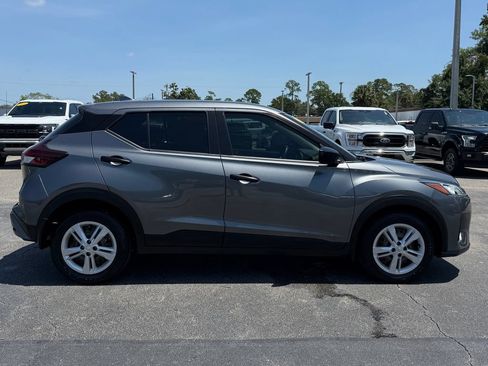 Used 2024 Nissan Kicks S FWD image 5