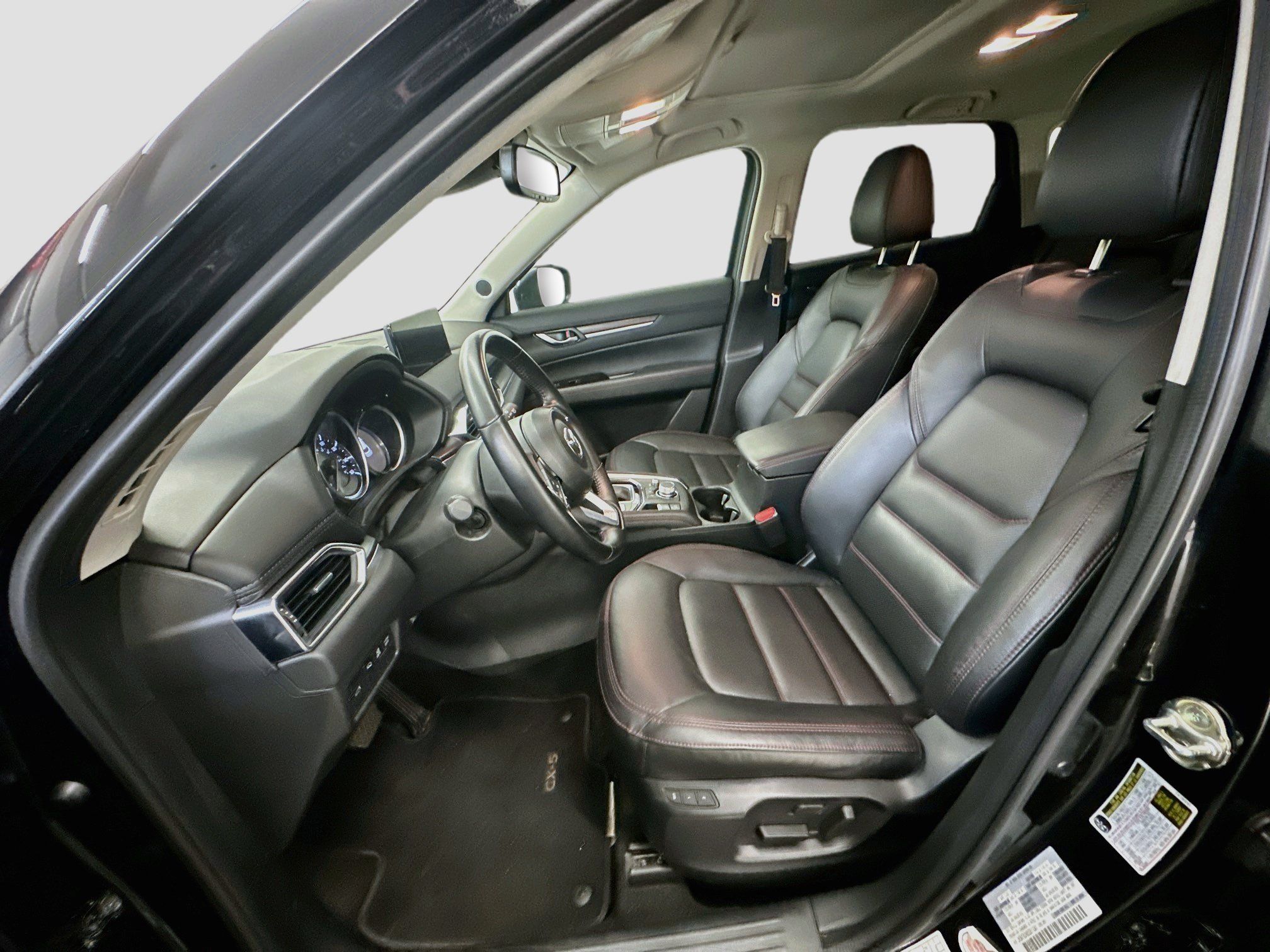 Used 2025 MAZDA CX-5 AWD 2.5 S w/ Preferred Package image 13