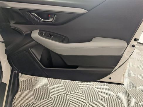 Used 2024 Subaru Outback Premium image 34