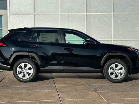 New 2025 Toyota RAV4 LE image 3