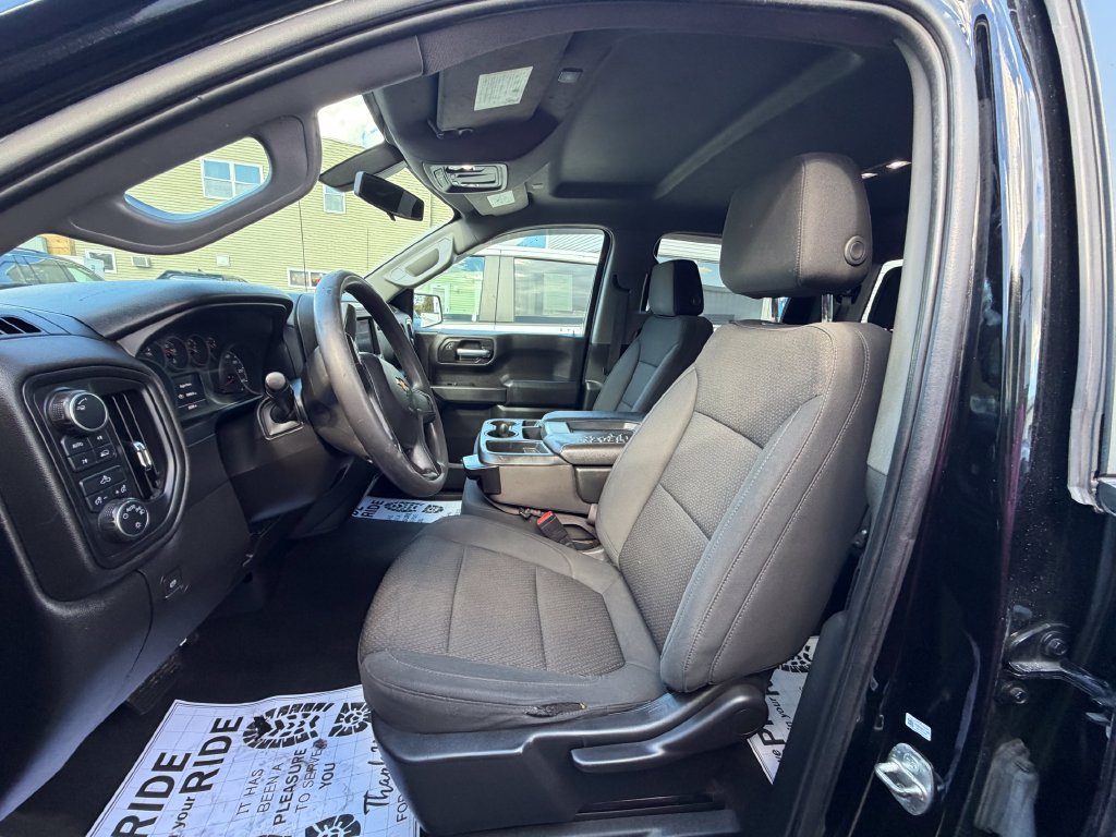 Used 2021 Chevrolet Silverado 1500 Custom AWD/4WD image 9