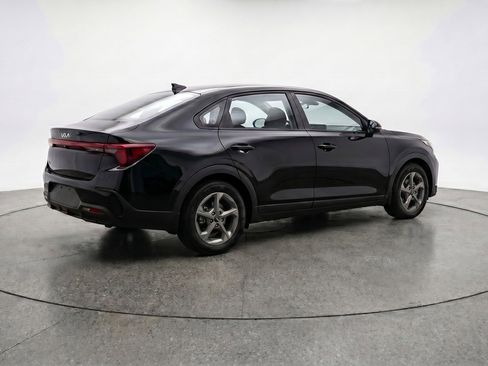 Used 2025 Kia K4 FWD image 6