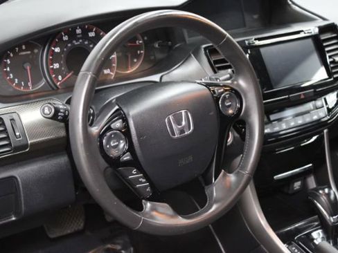 Used 2016 Honda Accord EX-L image 11